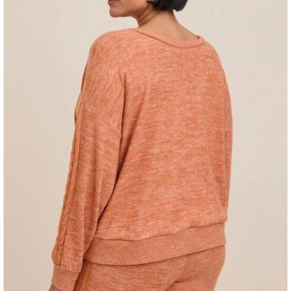 🆕 Soft Plush Long Sleeve Cable Trim Lounge Sweatshirt 3 3X 22 24 NWT Torrid New - Picture 3 of 5